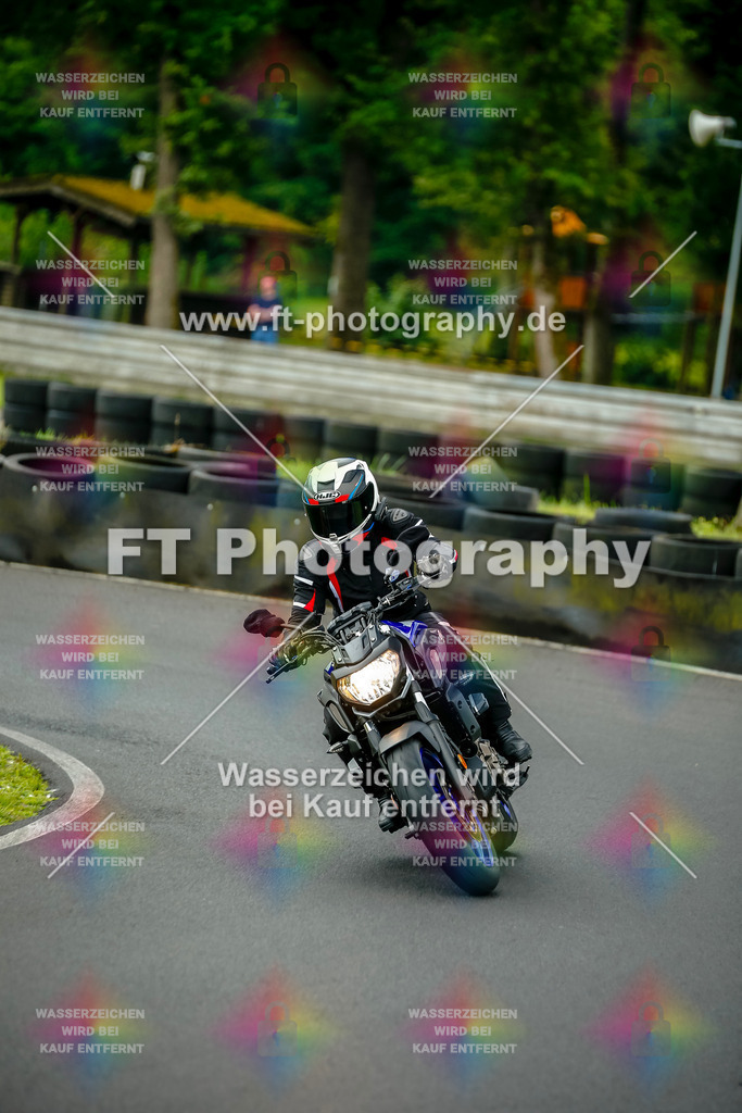 VBK-4118 | Hier findet Ihr Bilder von Touristenfahrten auf der Nürburgring Nordschleife oder von anderen Veranstaltungen die ich besucht habe. Viel Spass beim Durch Schauen 