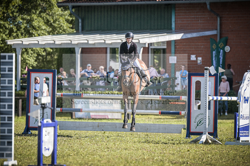 DOS_0815 | Entdecke hochwertige Reitturnierfotos von Foto Oger. Professionell, emotional und authentisch – jetzt Lieblingsmomente im Shop bestellen.Deutschlandweite Turnierfotografie. - Realisiert mit Pictrs.com