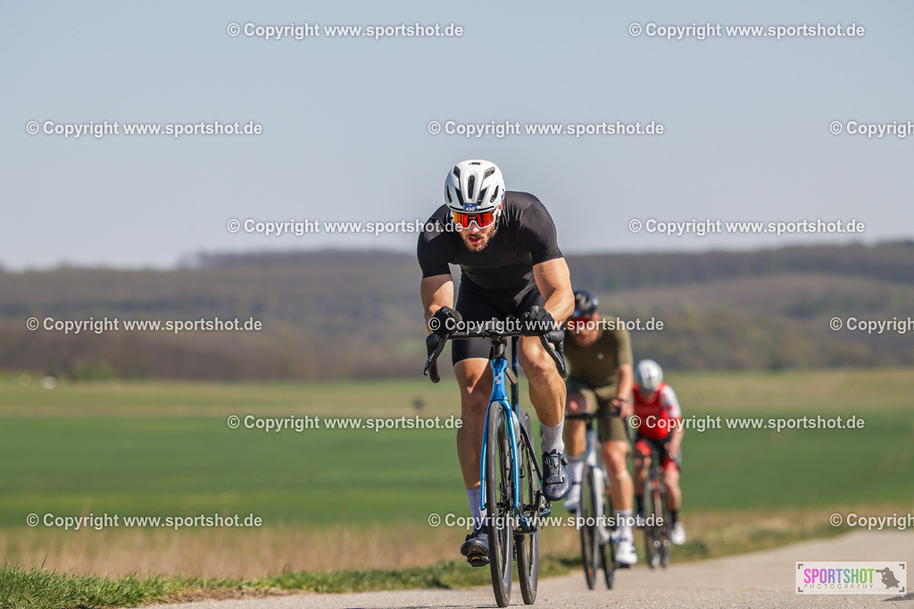 368A3264 | Neusiedlersee Radmarathon 2026@sportshot_your_pictrs #yourpictures#roadtowm2029 #nrm #neusiedlerseeradmarathon #neusiedlersee #neusiedlerseetourismus #burgenland #mörbisch #nrm26 #burgenlandtourismus #voglundco #poweredbyburgenlandtourismus #radsport #rad #marathon #ucigranfondo #visitburgenland #ucigranfondoworldseries