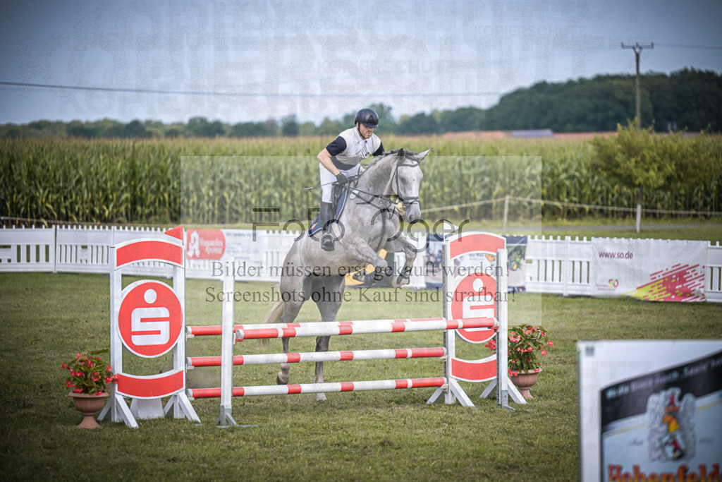 DOS_5686 | Entdecke hochwertige Reitturnierfotos von Foto Oger. Professionell, emotional und authentisch – jetzt Lieblingsmomente im Shop bestellen.Deutschlandweite Turnierfotografie. - Realisiert mit Pictrs.com