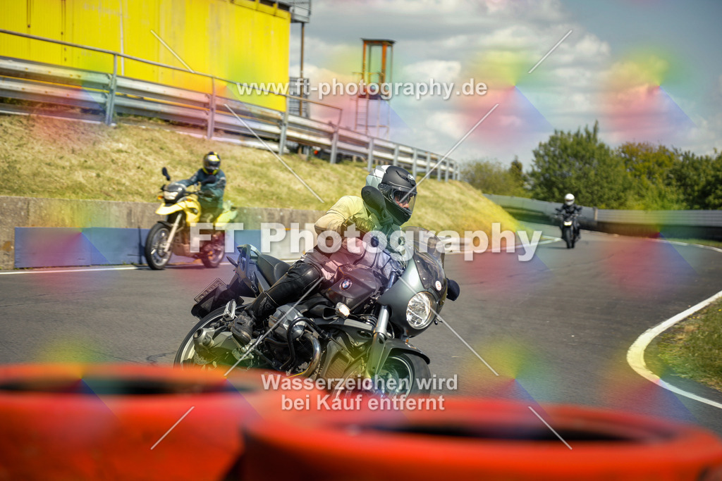 OBK_Mai_Martina_Markus-11185 | Hier findet Ihr Bilder von Touristenfahrten auf der Nürburgring Nordschleife oder von anderen Veranstaltungen die ich besucht habe. Viel Spass beim Durch Schauen 
