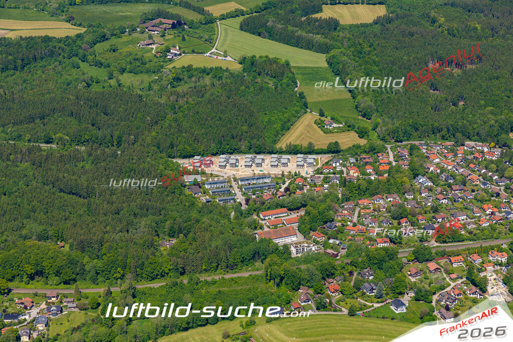 Aktuelles Luftbild von  Tutzing - Die Luftaufnahme wurde 2021 mittels UL-Flugzeug erstellt ( keine Drohne ) - hochauflösende Kamera-Systeme von  Canon -Beste Qualität - Für grossformatige Ausdrucke geeignet. Die Geschenkidee !