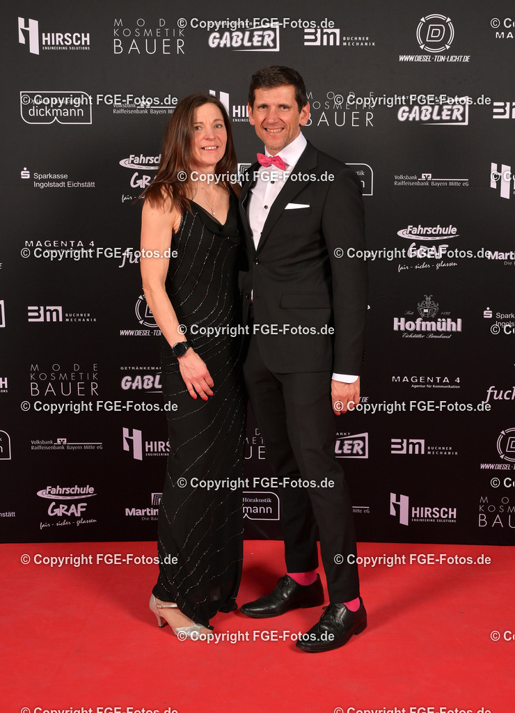 20240113-fge-fotos-0094 | Eröffnungsball der FGE am 13.01.2024 im Alten Stadttheater in Eichstätt. - Realisiert mit Pictrs.com