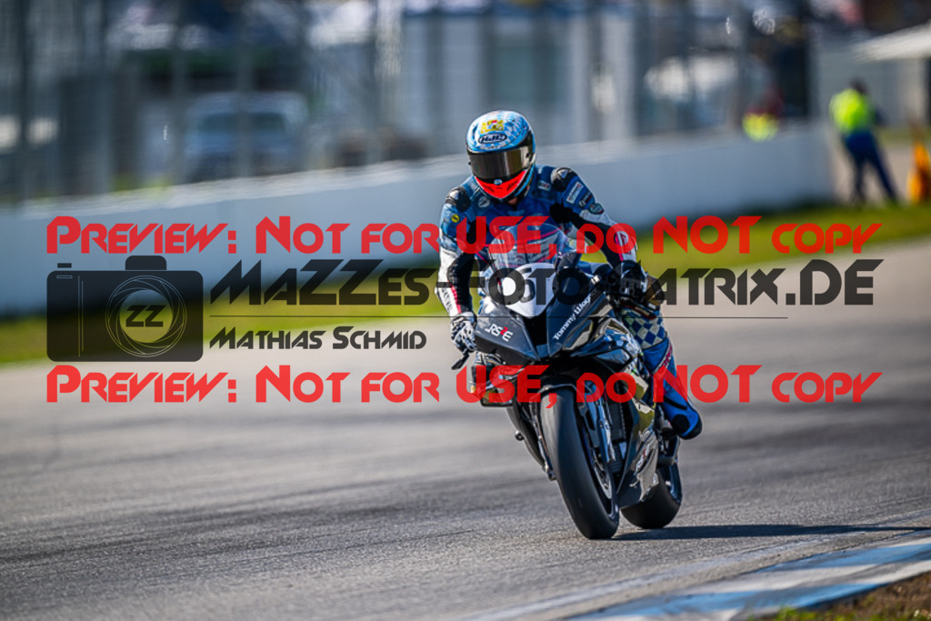 MaZZes_Fotomatrix_20230923_6007705_2630 | PRO SUPERSTOCK