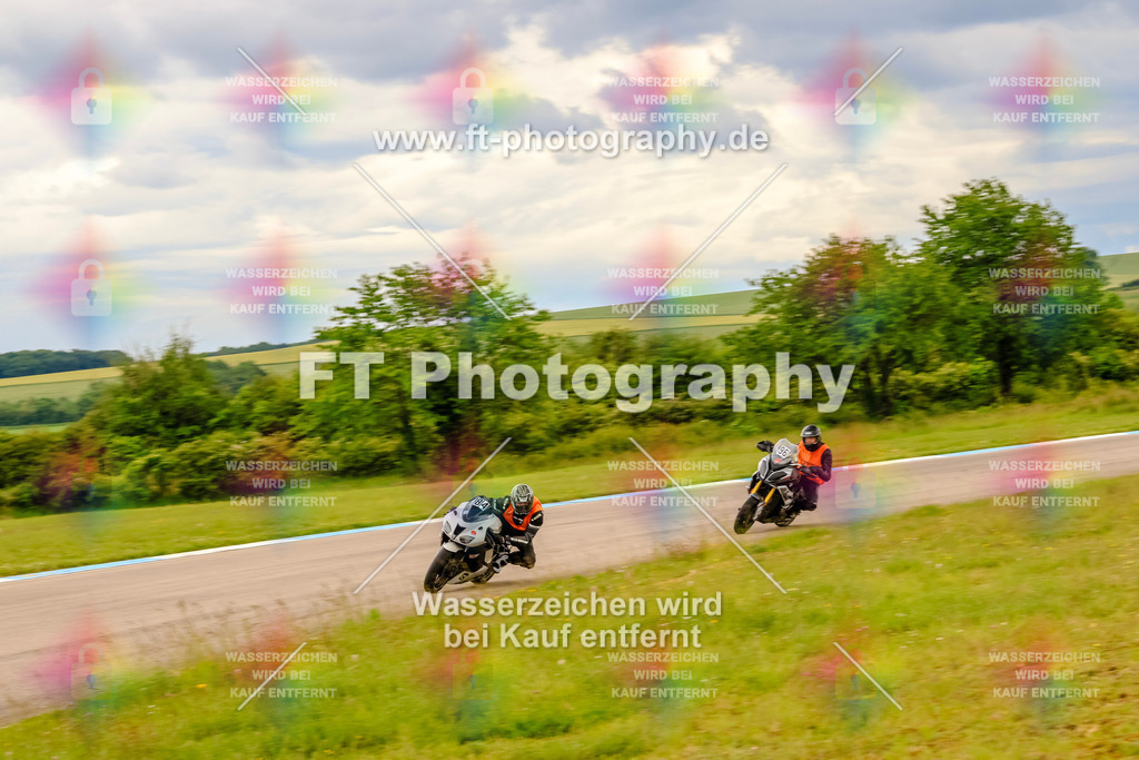 MotoTeam-3315 | Hier findet Ihr Bilder von Touristenfahrten auf der Nürburgring Nordschleife oder von anderen Veranstaltungen die ich besucht habe. Viel Spass beim Durch Schauen 