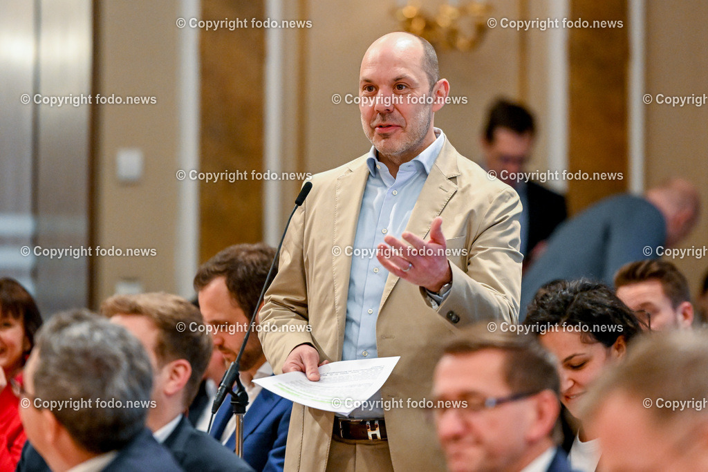 Landhaus Linz_ Promenade_ Landtagssitzung_ 20.04.2023-51 | 20.04.2023, Landhaus Linz AUT, Promenade, Landtagssitzung, im Bild Rudi Hemetsberger (Die Gruenen, LAbg., Bgm. Attersee)