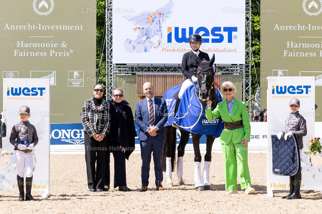 TH_405-WERTH Isabell (GER)_ Wendy de Fontaine_37601 | Deutsches Spring- und Dressur-Derby 2026 am 15.05.26 in Hamburg, 405WERTH Isabell (GER), Wendy de Fontaine