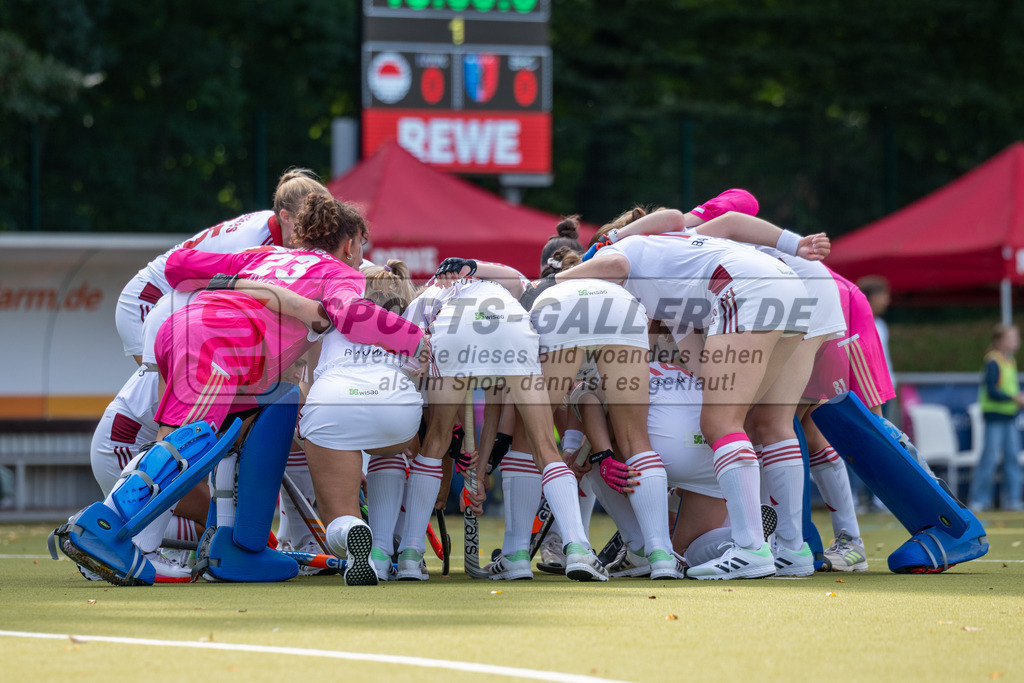 SFE_20230923_0001 | Hockey 1. Bundesliga Damen Rot-Weiss - Berliner HC am 23.09.2023 in Köln (KTHC Stadion Rot-Weiss Köln Tennis and Hockey Club), Photo: Stephan Fehrmann 2023 (Sports-Gallery)