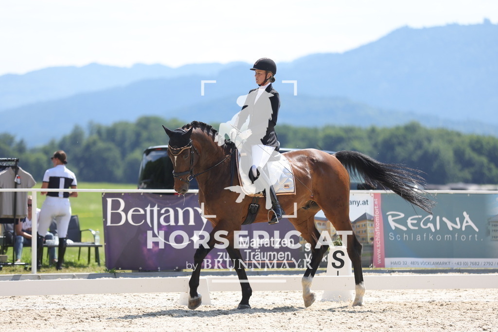 0P6A5419 | Willkommen bei Brunnmayr - Design & Fotografie – Ihrem Spezialisten für Reitturniere und Pferdeveranstaltungen in Oberösterreich, Salzburg und Bayern! Seit über 17 Jahren sind wir leidenschaftlich dabei.