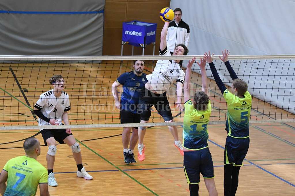 TSV Plattling Volleyball : TSV 1861 Deggendorf II | Ha-Ri; Sportfotografie Ha-Ri; Sporfotografie Harry Rindler; Sport Deggendorf; Sportbilder Deggendorf; Sportfotos Deggendorf; Sportfotos Niederbayern; Sportbilder Niederbayern; Amateursport Niederbayern; Bayern;  - Realisiert mit Pictrs.com