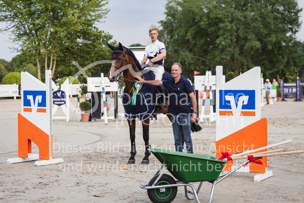 250531_MayDays_2Ph-S1-598 | Deine schönsten Turniermomente als professionelle Fotos! Entdecke hochwertige Pferdesport-Fotografie im Online-Shop. Jetzt Fotos finden & bestellen!