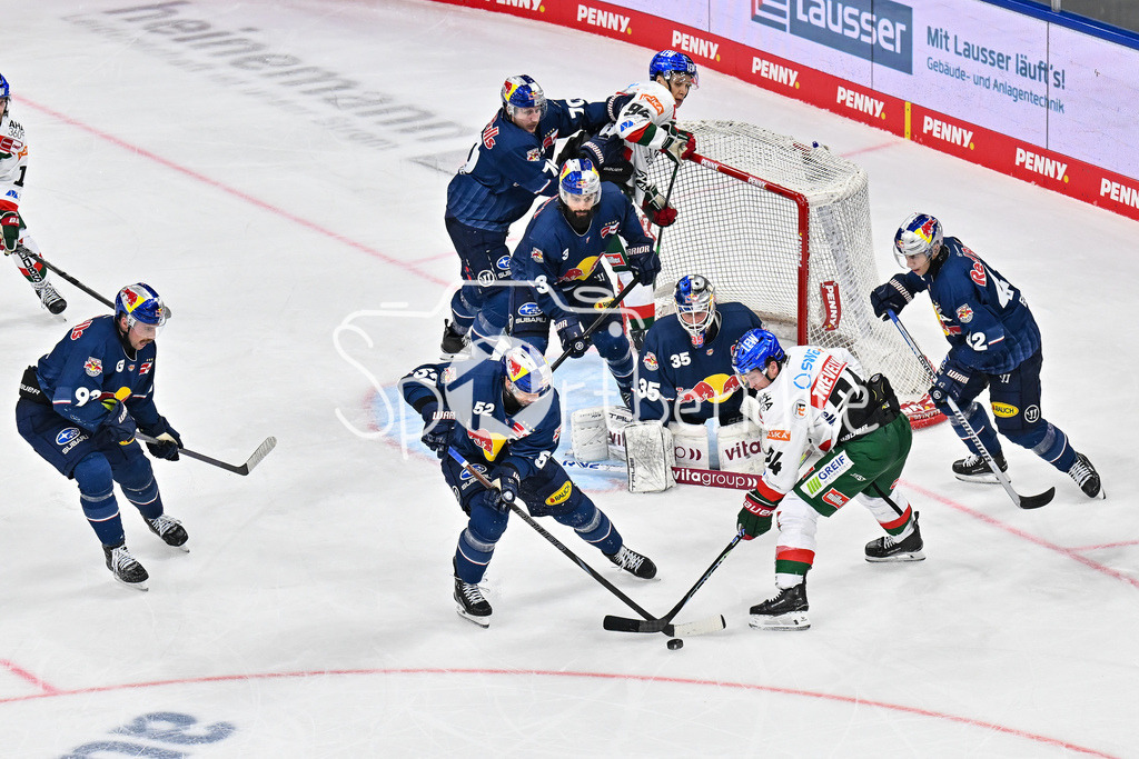EHC RB München - Augsburger Panther | T. J. TREVELYAN (Augsburger Panther #24) scheitert kurz vor Schluss mit seinem Schuss an Mathias NIEDERBERGER (EHC RB Muenchen 35) / DEL: EHC RB Muenchen - Augsburger Panther, SAP Garden am 23.11.2024