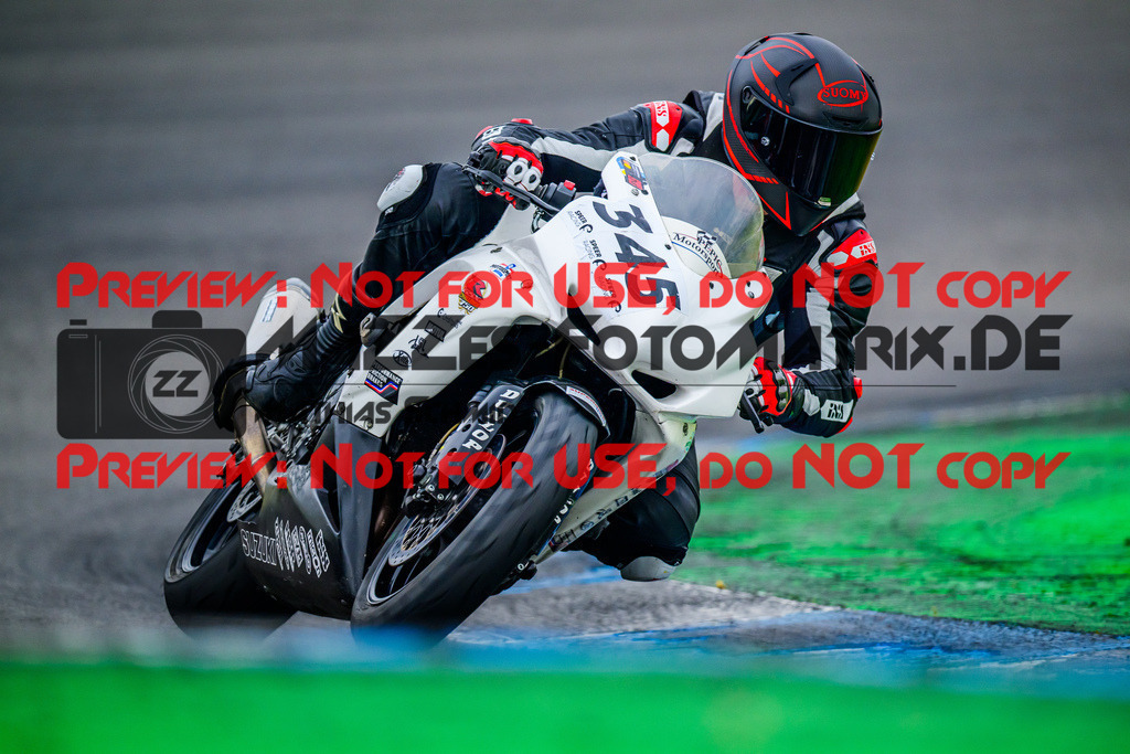 MaZZes_FotoMatrix_240614_6007705_4551 | ROT