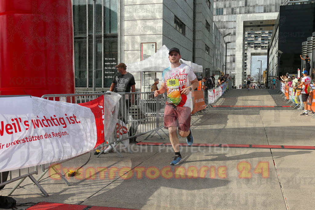 250920_1536_EX1_0161 | Sportfotografie im Rhein-Sieg Kreis, Köln, Bonn, NRW, Rheinland Pfalz, Hessen, etc. Unser Tätigkeitsfeld umfasst den Laufsport vom Volkslauf über den Marathon, Duathlon, Triathon bis zum Ultralauf wie Kölnpfad Ultra oder Schindertrail.