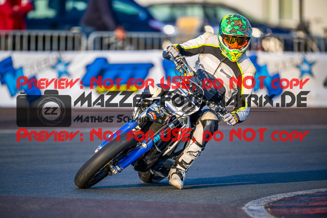 MaZZes_FotoMatrix_230930_0207 | S4