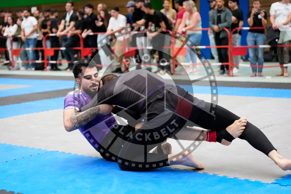 20250920PBB6007 | Athletes compete during the AJP Tour Hamburg International Jiu-Jitsu Championship, on September 20, 2025 in Hamburg, Germany. © Chiara Dazi / photoblackbelt