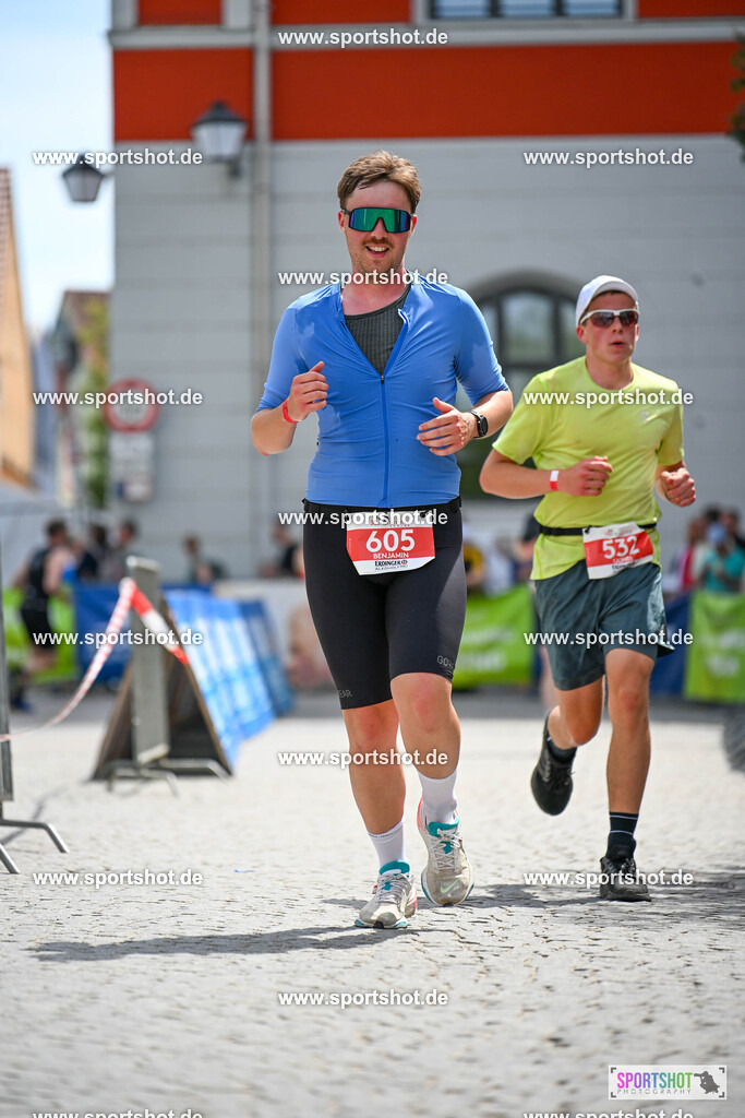 SZI_9199 | Stadttriathlon Erding 2025. #yourpictrs #sportshot_your_pictrs @Sportshotphotography #stadttriathlonerding Copyright: www.sportshot.de