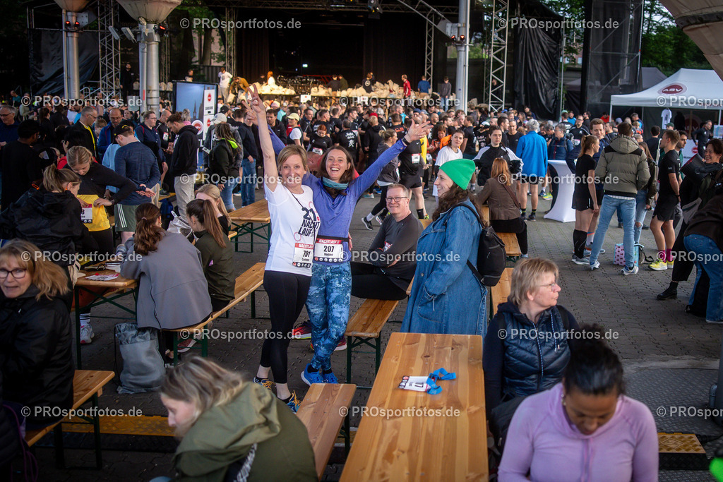 21. ASV Nachtlauf; Koeln, 08.05.24 | Impressionen vom 21. ASV Nachtlauf am 08.05.24 am Tanzbrunnen in Koeln. Foto: BEAUTIFUL SPORTS/Axel Kohring
