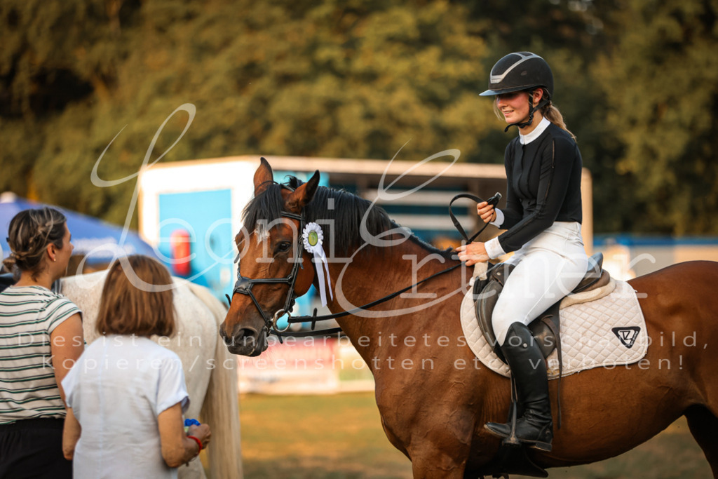 24.FrSpL00230 | Leoni Ertmer Photography - Realisiert mit Pictrs.com