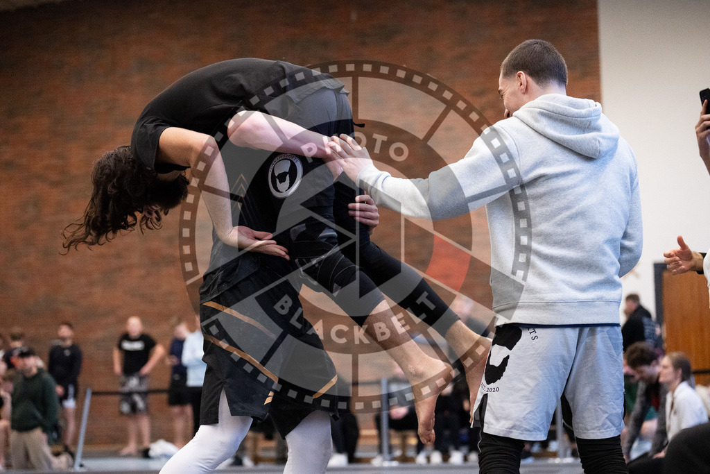 20251129PBB8684 | Fighters compete during the luta livre competition ILLCS XI winter edition on November 29, 2025 in Hannover, Germany.