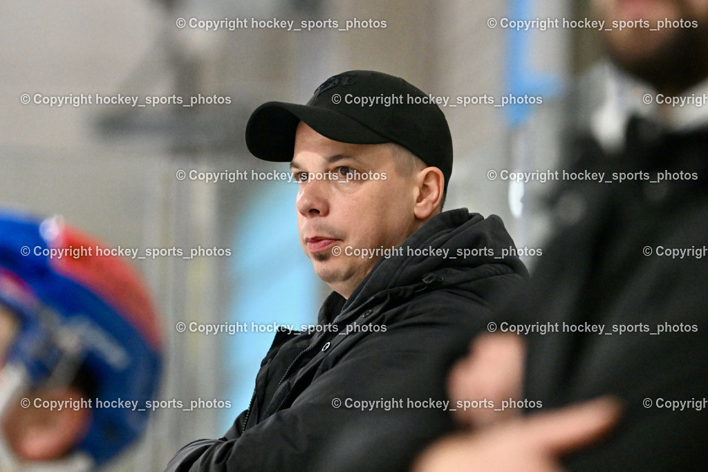 ESC Steindorf vs. EHC Althofen | Headcoach ESC Steindorf MAYER Michael, ESC Steindorf vs. EHC Althofen, ESC Steindorf vs. EHC Alhofen am 03.03.2024 in Steindorf (Ossiachersee Halle), Austria, (Photo by Bernd Stefan)