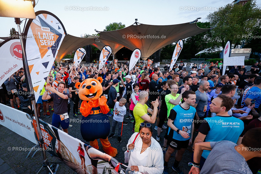 20. OBI Nachtlauf des ASV Koeln, 17.05.2023 | Koeln, 17.05.2023: Impressionen vom 20. OBI Nachtlauf des ASV Koeln rund um den Tanzbrunnen. Foto: Beautiful Sports Pressefotoagentur (www.beautiful-sports.com)