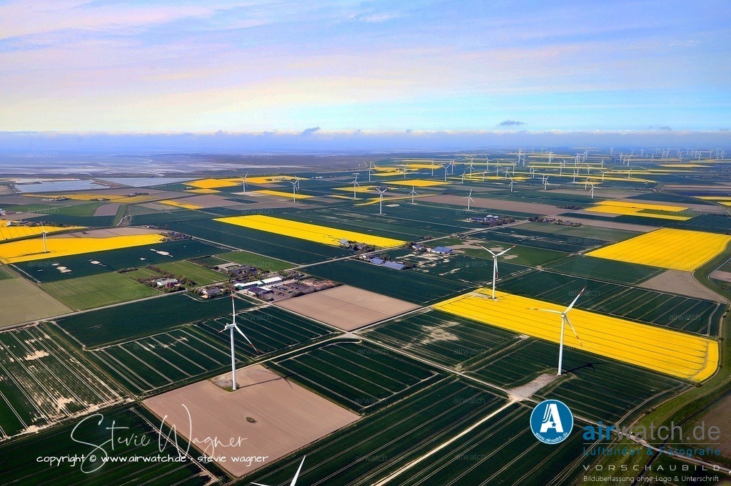 Reußenköge, Bredstedter Koog im Kreis Nordfriesland - Luftbild | Entdecken Sie atemberaubende Luftbilder und Fotografien auf airwatch.de - Tauchen Sie ein in eine Welt voller faszinierender Aufnahmen aus der Vogelperspektive.