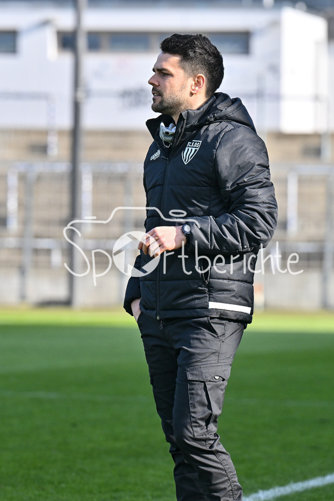 FC Bayern Amateure - 1. FC Schweinfurt 05 | im Bild Victor KLEINHENZ Trainer FC Schweinfurt 05 / Einzelfoto / Freisteller / Regionalliga Bayern: FC Bayern Muenchen II - 1. FC Schweinfurt 1905, Gruenwalder Stadion am 22.02.2025