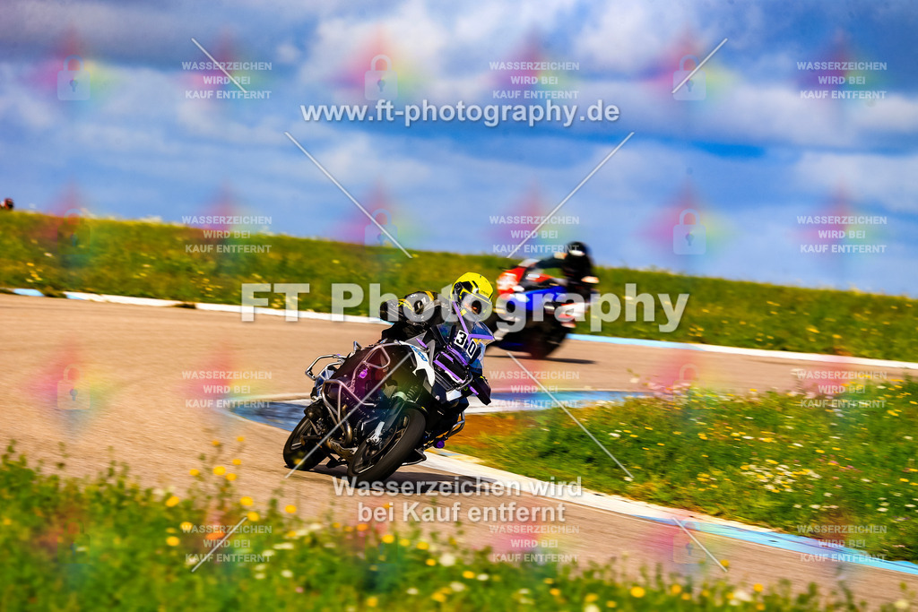 030-4944 | Hier findet Ihr Bilder von Touristenfahrten auf der Nürburgring Nordschleife oder von anderen Veranstaltungen die ich besucht habe. Viel Spass beim Durch Schauen 