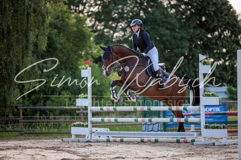 20260529-_3LI1034 | Tierfotografie Pferde, Hunde, Katzen, Haustiere.
Turnierfotografie Reitturniere, Reiten, Springreiten, Dressur in Hanau, dem Main-Kinzig-Kreis und dem Rhein-Main- Gebiet um Frankfurt