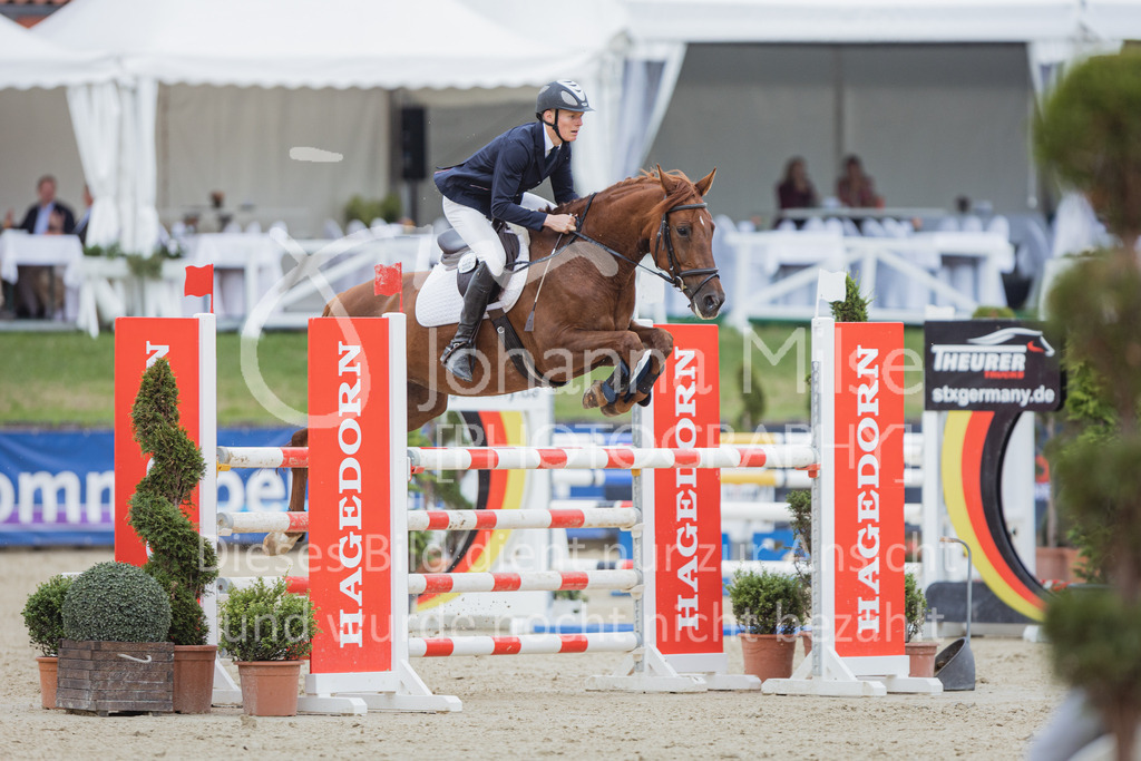 220731_BHO_BT_M1-Spr-161 | Deine schönsten Turniermomente als professionelle Fotos! Entdecke hochwertige Pferdesport-Fotografie im Online-Shop. Jetzt Fotos finden & bestellen!