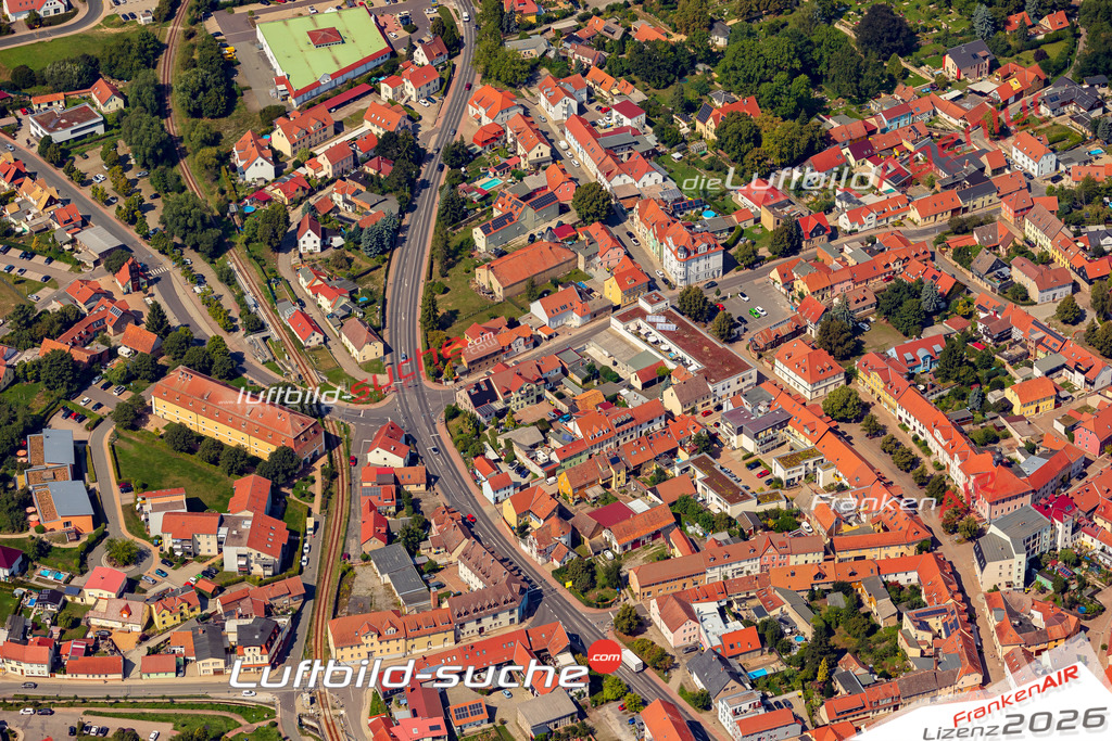 Luftbild der Stadt Bad Berka - Die Luftaufnahme wurde 2025 vom UL-Flugzeug heraus erstellt ( keine Drohne ) - Hochauflösende Luftaufnahme - für professionelle Ausdrucke geeignet. Die Geschenkidee !Hier alle&nbsp;Infos zur Lizenzierung der LuftaufnahmeWir fliegen auch dieses Jahr wieder in Ihre Region um Luftbilder zu erstellen.- Luftbild anfragen