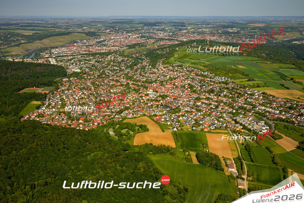 Das Luftbild zeigt  Höchberg - Die Luftaufnahme wurde 2023 vom UL-Flugzeug aus erstellt ( keine Drohne ) - Hochauflösende Luftaufnahme - Für grossformatige Ausdrucke geeignet. Die Geschenkidee !Mit Lizenz und Bildrechte bestellbar