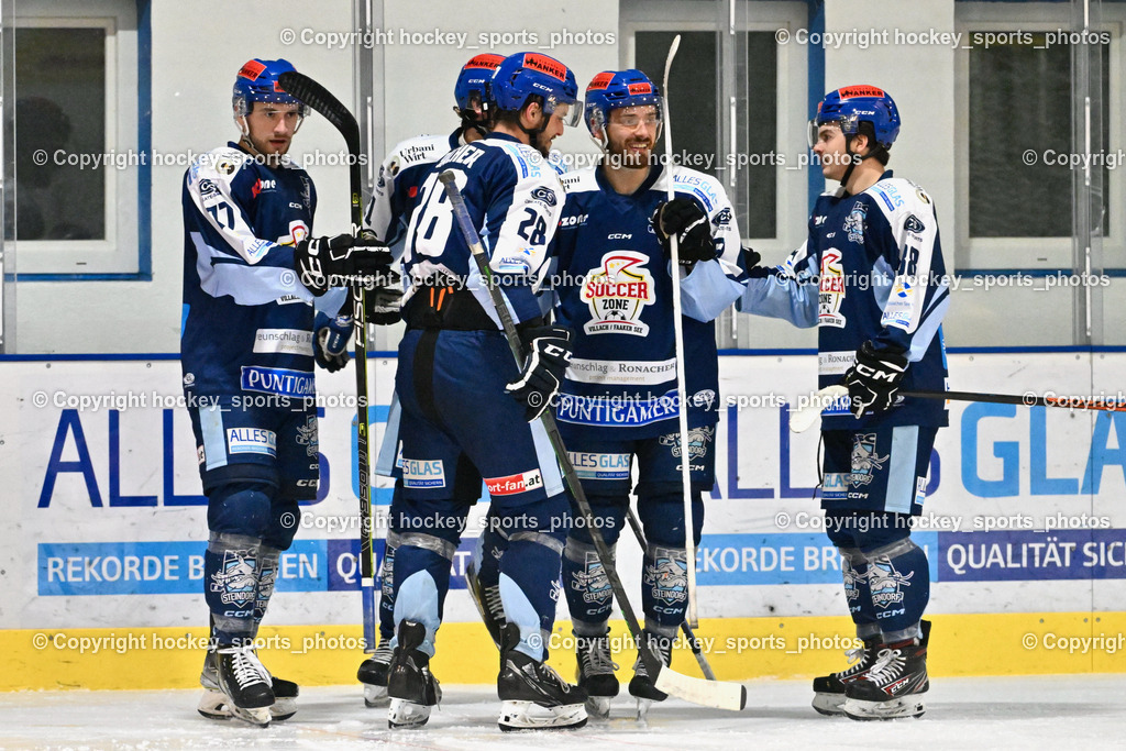 ESC Steindorf vs. EC Hornets Spittal 20.2.2024 | Jubel ESC Steindorf, #77 Wuntschek Manuel ESC Steindorf, #28 Bacher Stefan ESC Steindorf, #88 Groyer Fabian ESC Steindorf, ESC Steindorf vs. EC Hornets Spittal 20.2.2024, ESC Steindorf vs. EC Hornets Spittal 20.2.2024 am 20.02.2024 in Steindorf (Ossiachersee Halle), Austria, (Photo by Bernd Stefan)