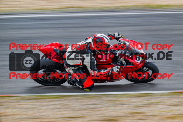 MaZZes_FotoMatrix_230719_2193 | ROT