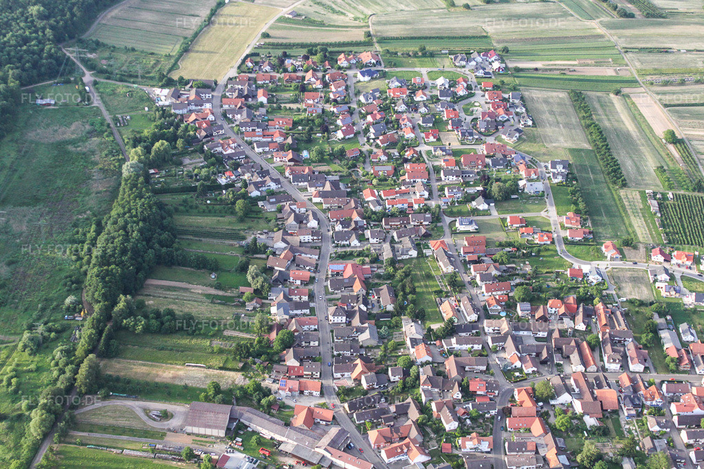 Luftbild: Mattenstr im Ortsteil Urloffen in Appenweier im Bundesland Baden-Württemberg in Deutschland. Foto: IMG_18952.jpg vom 03.06.2009 durch Werner Riehm/FLY-FOTO.de