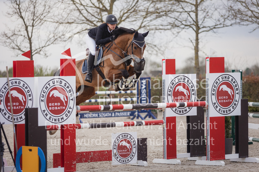 230426_HofSosath_Stil-M-646 | Deine schönsten Turniermomente als professionelle Fotos! Entdecke hochwertige Pferdesport-Fotografie im Online-Shop. Jetzt Fotos finden & bestellen!