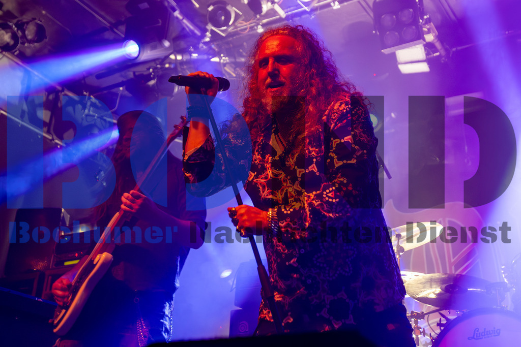 SES_NURDIO20250102-25 | bond - Realisiert mit Pictrs.com