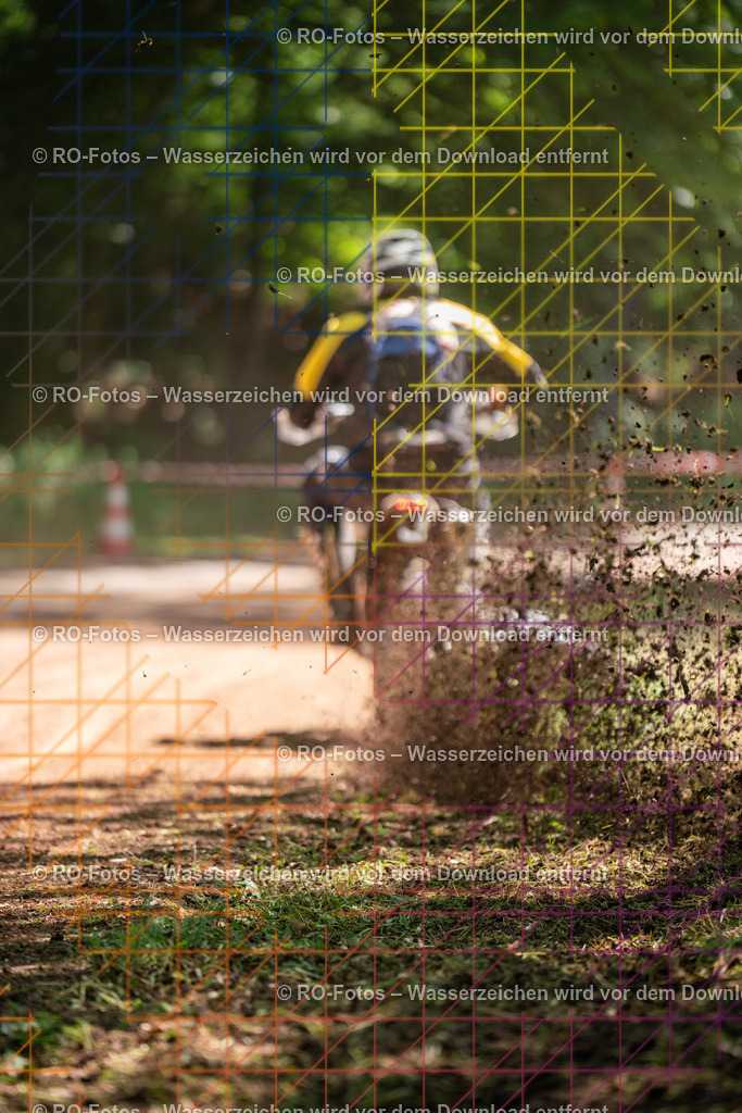 Wolfshausen 2 Lauf -1138 | Sportfotografie von RO-Fotos: Motorsport, Motocross, Enduro, Laufveranstaltungen und Triathlon. Professionelle Fotos von Sportlern und Events. - Realisiert mit Pictrs.com