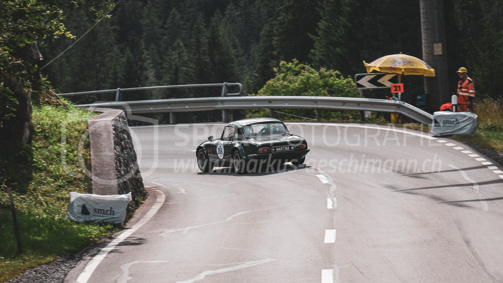 19. Arosa ClassicCar 2023 - 2. September 2023 | 19. Arosa ClassicCar 2023
Arosa, Schweiz
Fischer Martina aus Sachseln mit der Startnummer 266 in einem Lotus Elan S2, Jahrgang 1966, in der Klasse Classic Trophy.
@arosaclassiccar, @arosa.official, #arosaclassiccar, #arosa, #76curves, #classiccar
Bild: Sportfotografie Markus Aeschimann | www.markus-aeschimann.ch - Realisiert mit Pictrs.com