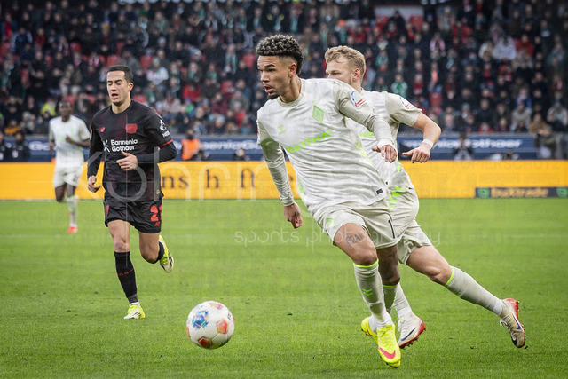 German Bundesliga, Bayer 04 Leverkusen vs. SV Werder Bremen, 24.01.2026 | LEVERKUSEN, GERMANY - JANUARY 24: Justin Njinmah (SV Werder Bremen, 11) during the German Bundesliga match on gameday 19 between Bayer 04 Leverkusen vs. SV Werder Bremen at BayArena on January 24, 2026 in Leverkusen, Germany. DFL REGULATIONS PROHIBIT ANY USE OF PHOTOGRAPHS AS IMAGE SEQUENCES AND/OR QUASI-VIDEO.