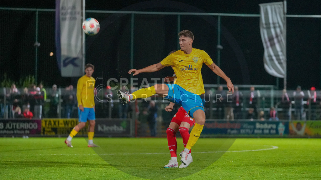 Fußball, Herren, Saison 2025/2026, Testspiel, Freundschaftsspiel, FSV 63 Luckenwalde vs. 1.FC Union Berlin, Mittwoch 08.10.2025, Werner-Seelenbinder-Stadion Luckenwalde, | Fußball, Herren, Saison 2025/2026, Testspiel, Freundschaftsspiel, FSV 63 Luckenwalde vs. 1.FC Union Berlin, Mittwoch 08.10.2025, Werner-Seelenbinder-Stadion Luckenwalde, Im Bild: Quentin Seidel (Luckenwalde) - Realisiert mit Pictrs.com