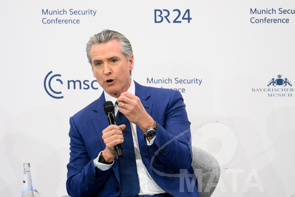 _DWA6343 | MATA IndoCon - Realisiert mit Pictrs.com