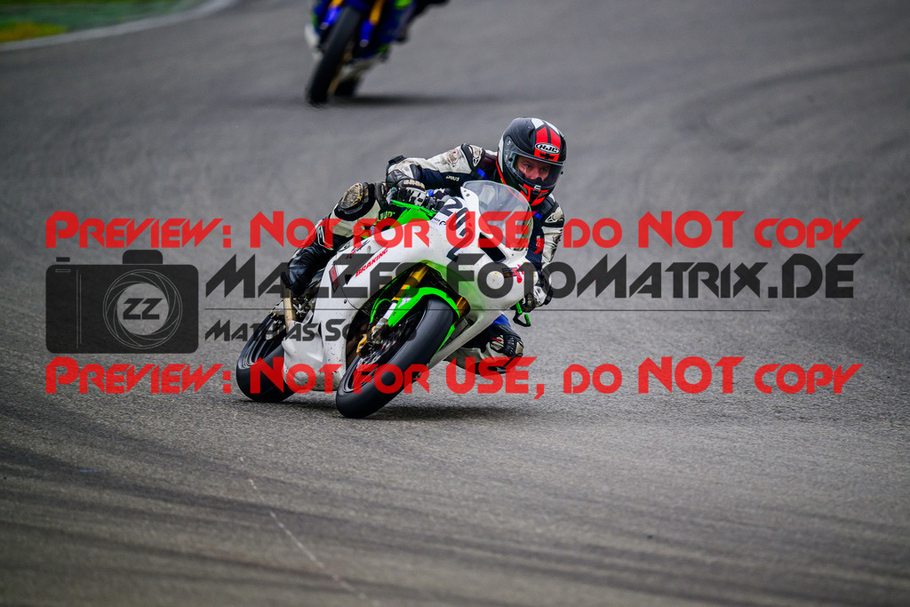 MaZZes_FotoMatrix_240614_6007705_1624 | ROT