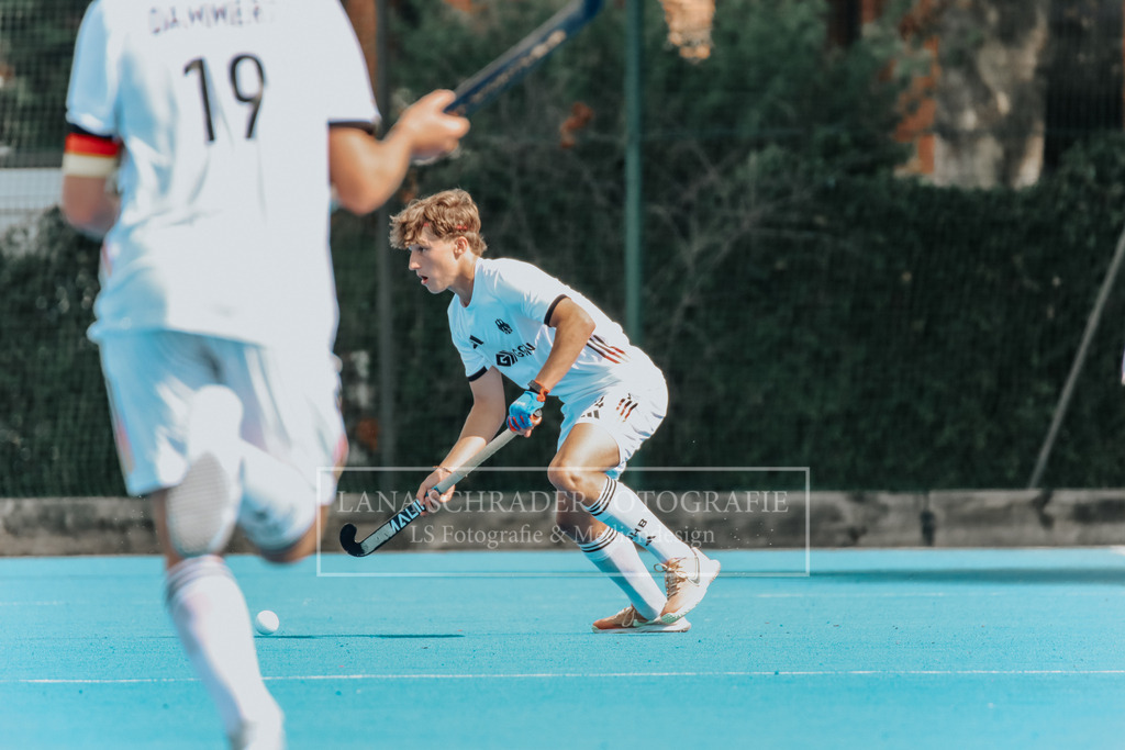 U18_EM_BOYS_HF1_GER-BEL_18.07.25_Lille (195 von 900) | lanaschraderfotografie - Realisiert mit Pictrs.com