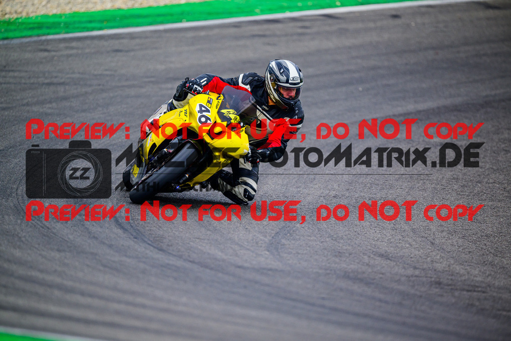 MaZZes_FotoMatrix_240614_6007705_3574 | GELB