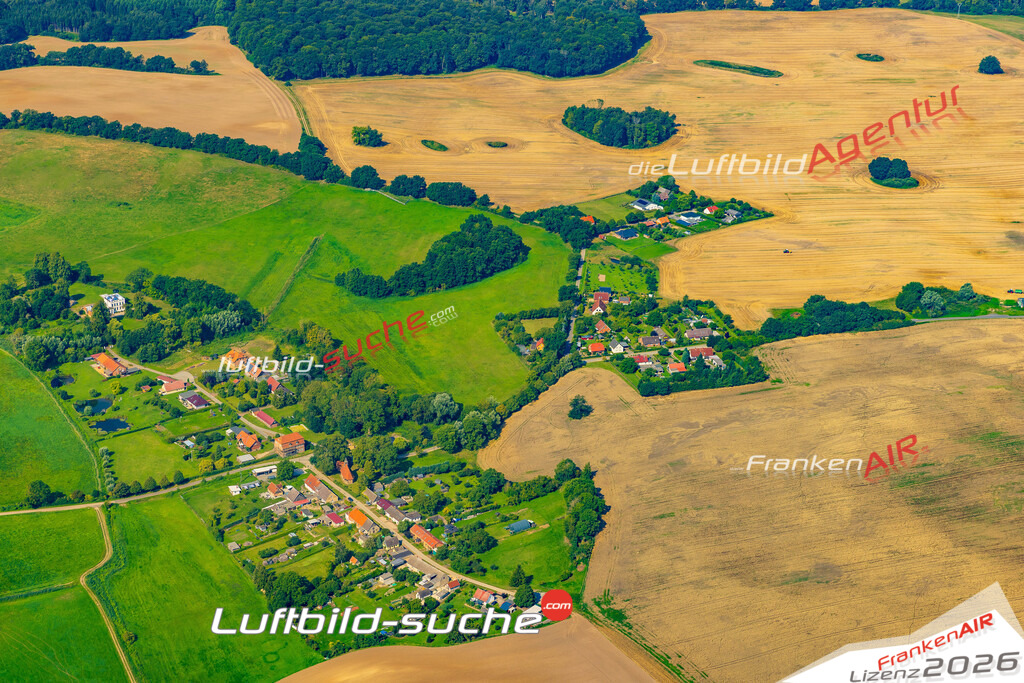 Zaschendorf Kuhlen-Wendorf Bild- Das Luftbild wurde 2025 vom UL-Flugzeug heraus erstellt ( keine Drohne bzw. Drohnenaufnahme ) - Hochauflösende Luftaufnahme -Nicht vergleichbar mit Google Maps oder Satelittenbilder- Die Geschenkidee !Mit Lizenz und Bildrechte bestellbar - CC