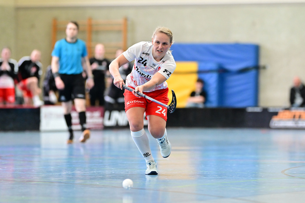 Floorball I Frauen I Saison 2023-2024 I 1. Frauen Floorball-Bundesliga I Playoffs 3. Spieltag I ETV Lady Piranhhas Hamburg - Dümptener Füchse | Der Sportfotograf. - Realisiert mit Pictrs.com