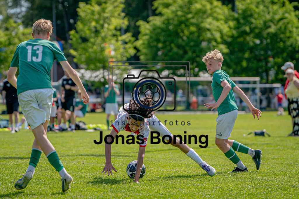 Fußball I C-Junioren I Saison 2025-2026 I Pfingsturnier Langförden I 15590 | jns.sportfotos - Realisiert mit Pictrs.com