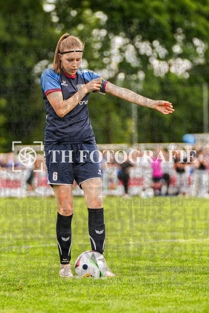 GER, FC Hauingen - SV Waldhaus, Frauen-Fussball, Rothaus Bezirkpokal, Finale, Saison 2024/2025, 29.05.2025 | GER, FC Hauingen - SV Waldhaus, Frauen-Fussball, Rothaus Bezirkpokal, Finale, Saison 2024/2025, 29.05.2025Foto: TH Fotografie/Alessio Bosco